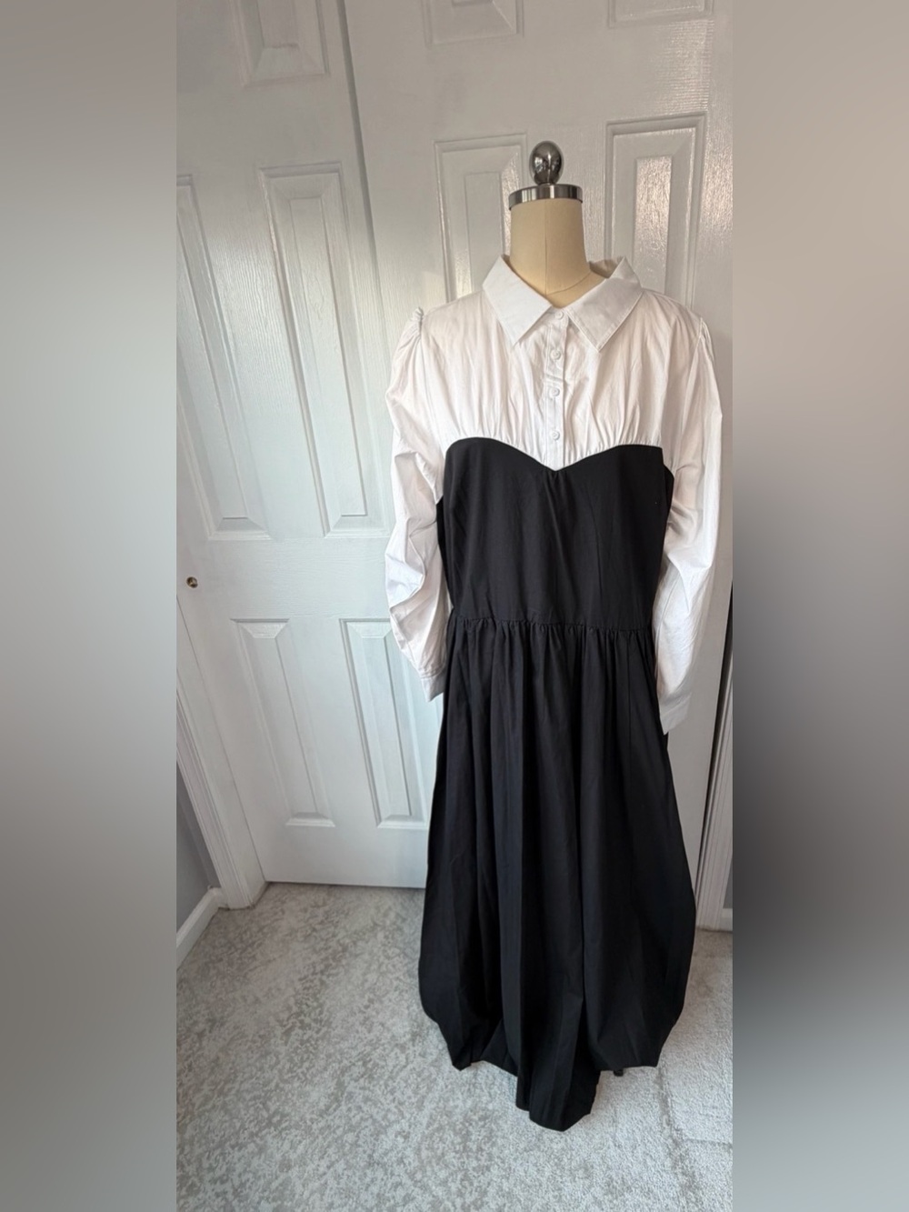 NWT Sugarlips Black Sweetheart Midi Dress - Picture 3 of 4